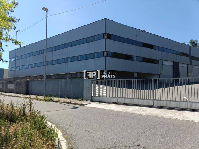Nave industrial en Venta en Les canals en Magraners