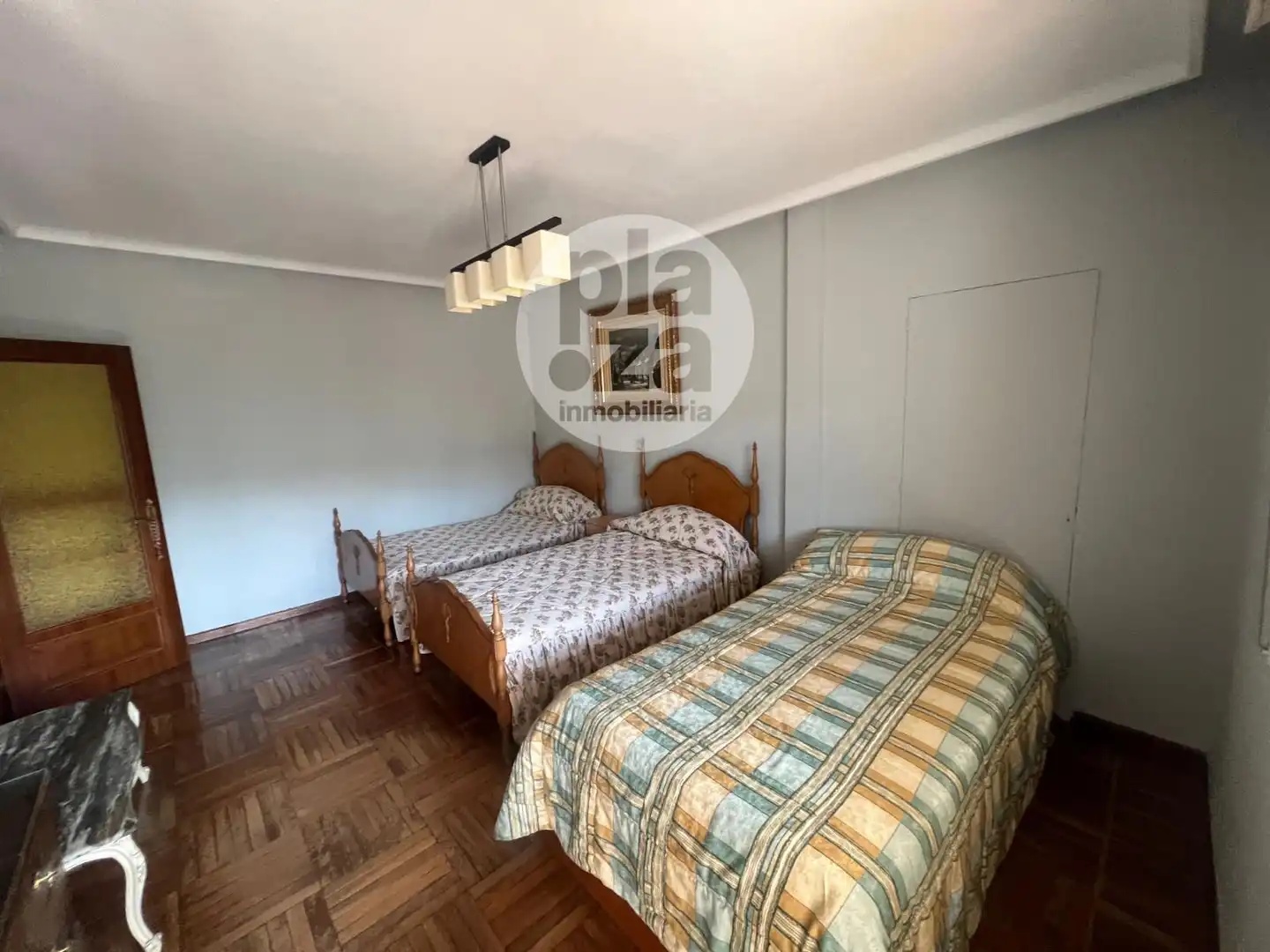 Habitación de Piso en venta en Burgos con Terraza y Trastero