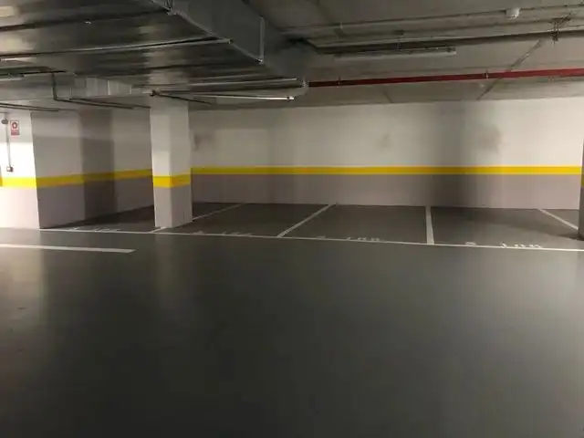 Parking of Garage for rent in El Astillero  