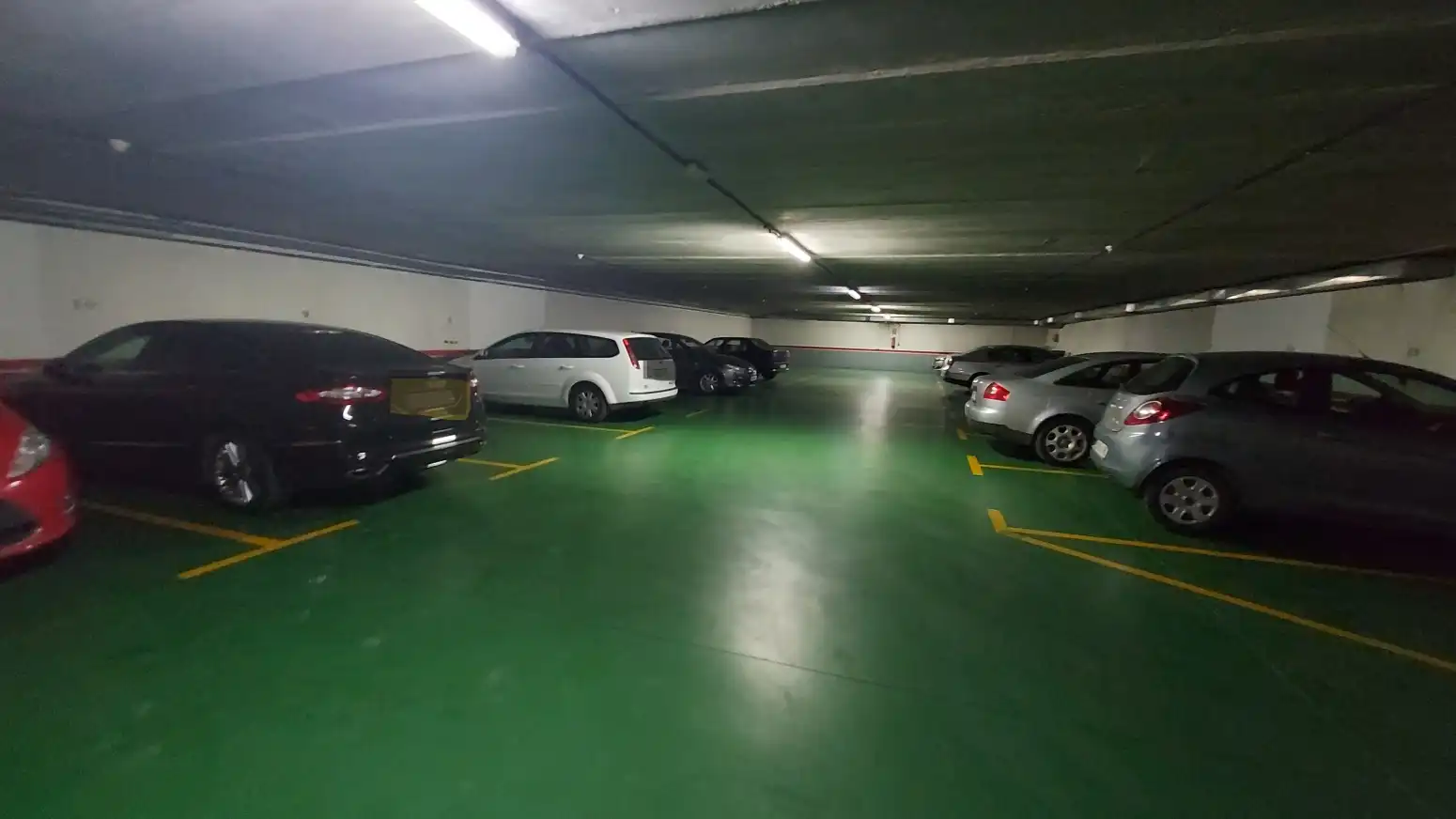 Parking for sale in Logroño - Calle Albia de Castro, imagen 3
