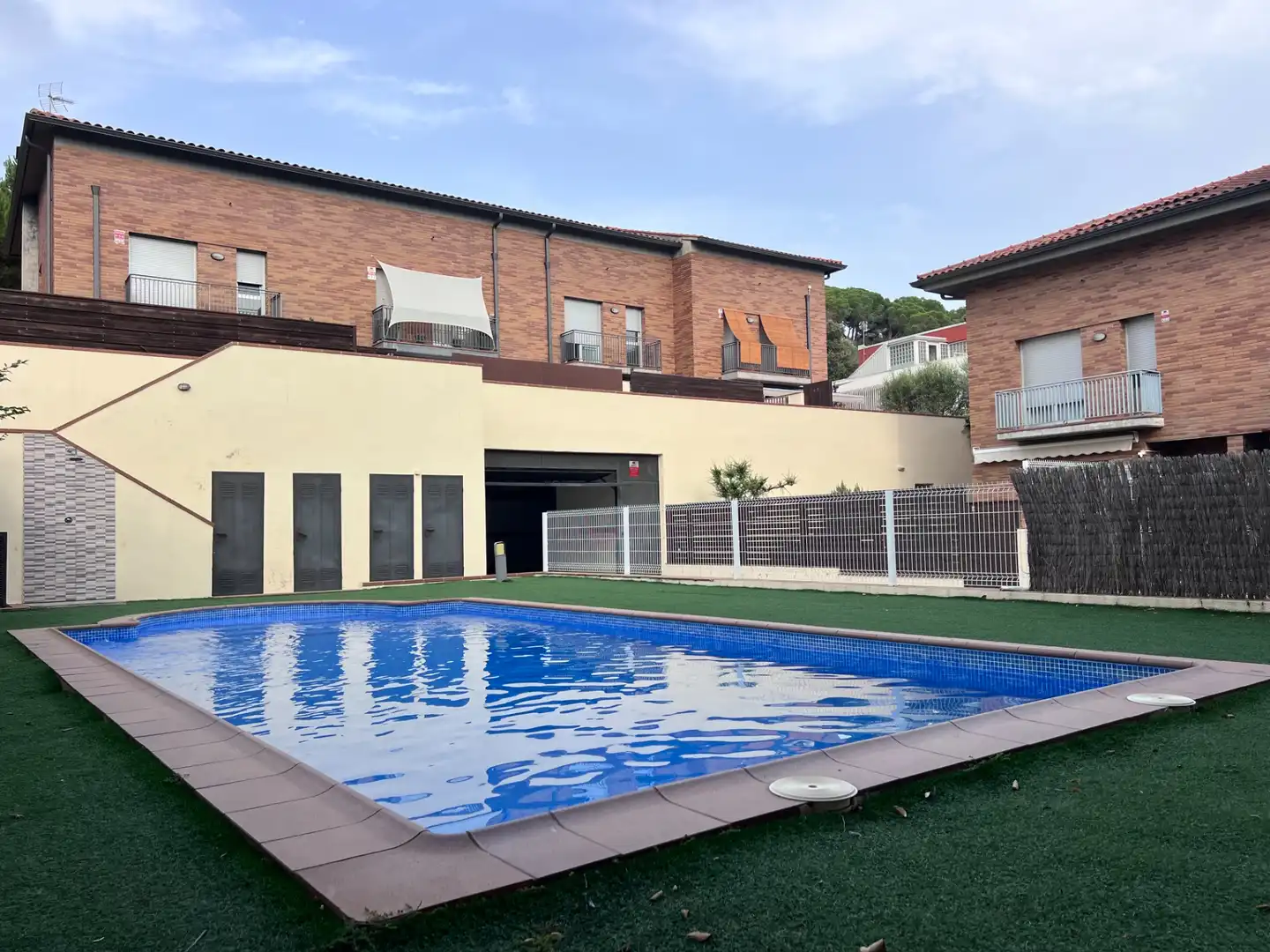 Piscina de Casa o chalet en venta en Canet de Mar con Aire acondicionado, Calefacción y Terraza