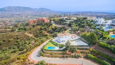 Detached house with pool for sale in La Mairena, imagen 46