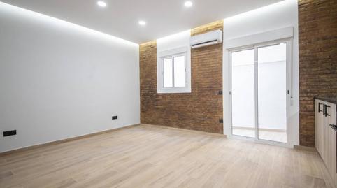 Photo 2 of Flat for sale in Calle Travessera de Gracia, 360, El Baix Guinardó, Barcelona