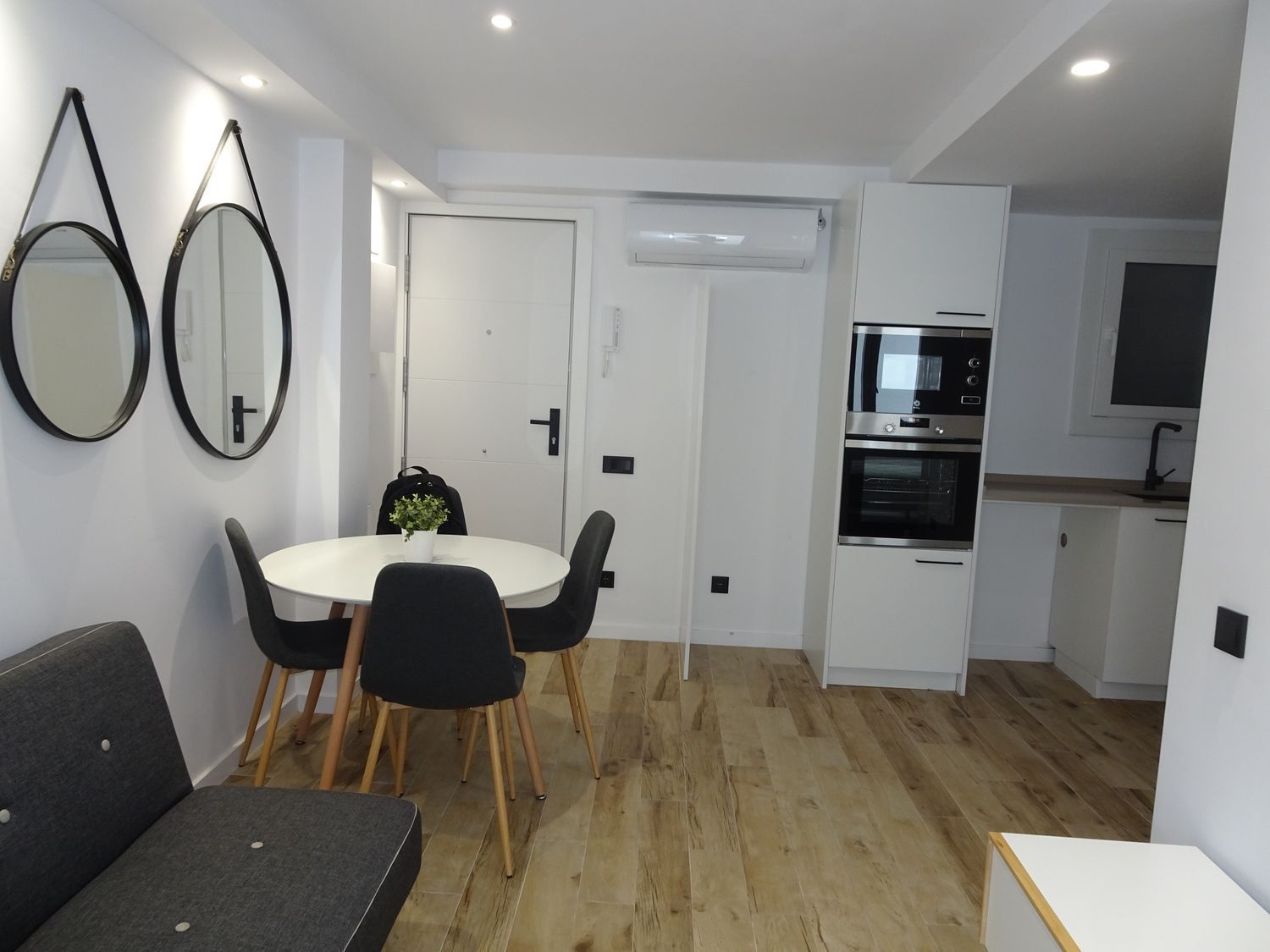 Kitchen of Flat to rent in Vilassar de Mar  with Air Conditioner