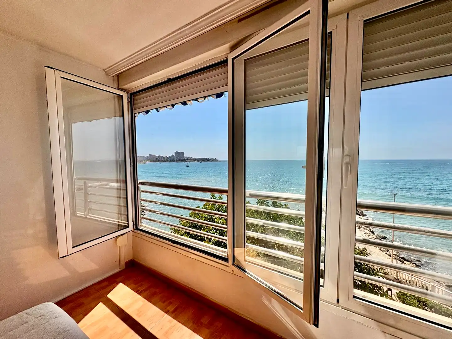 Schlafzimmer von Wohnung zum Verkauf in Alicante / Alacant mit Klimaanlage und Terrasse