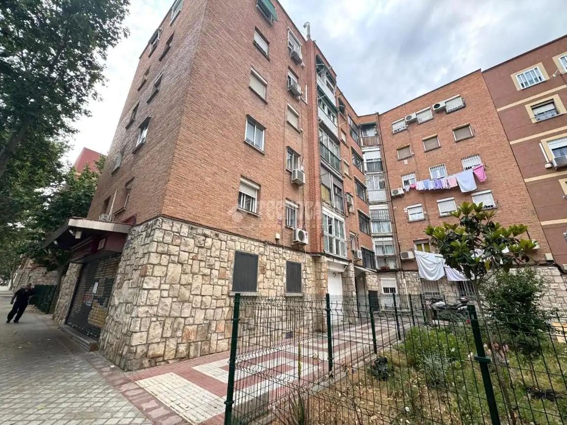 Piso en venta en Simancas, San Blas