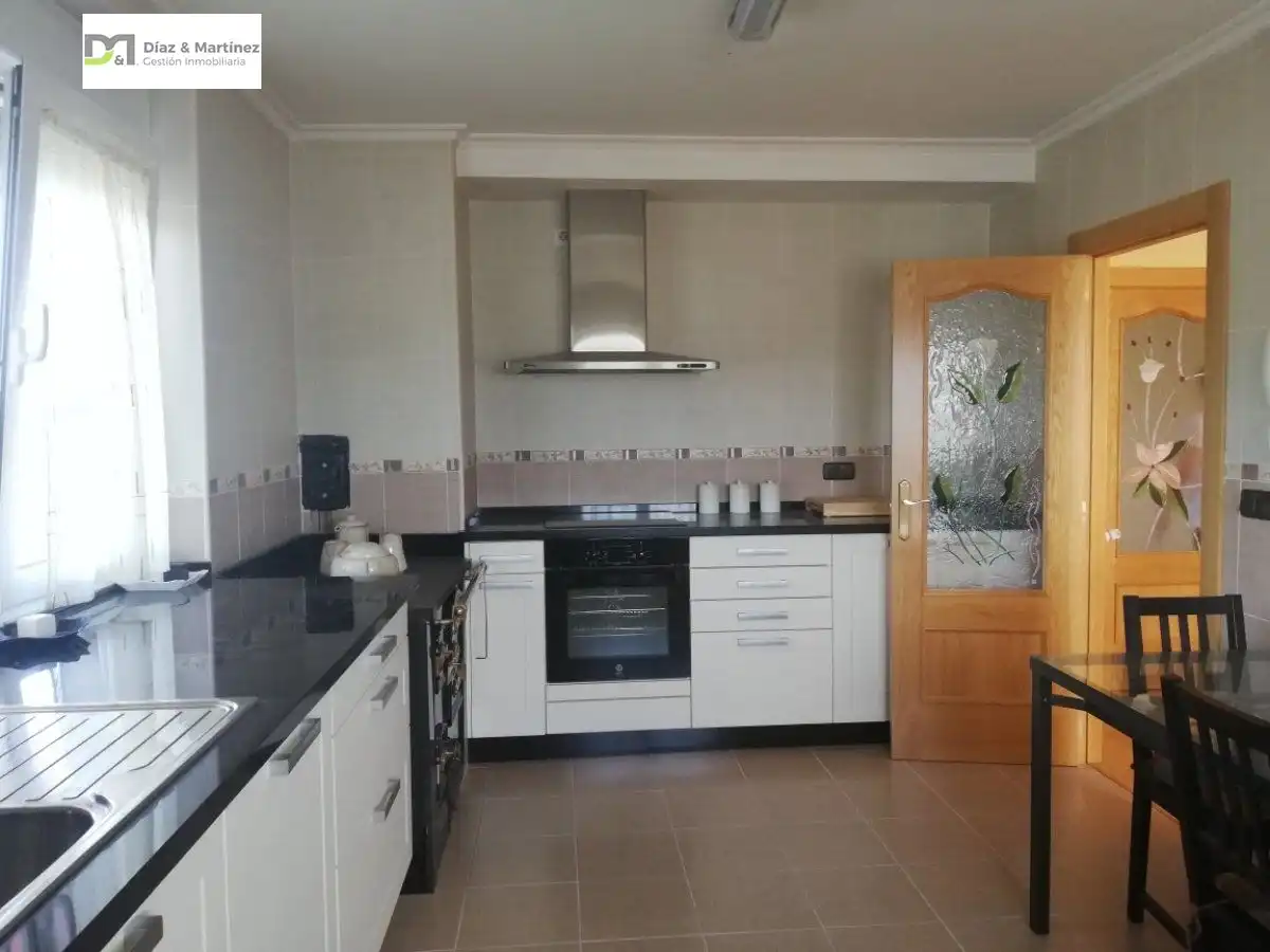 Cocina de Casa o chalet en venta en Santa Colomba de Curueño con Jardín privado, Parquet y Terraza