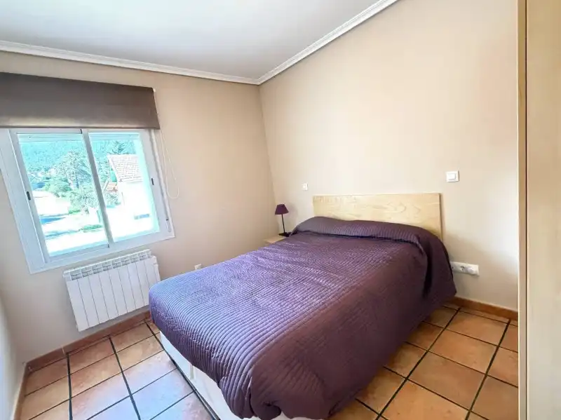 Bedroom of Flat for sale in El Espinar  with Heating