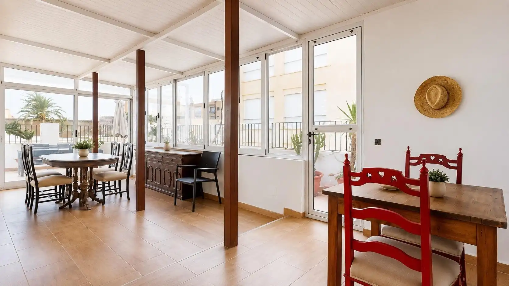 Comedor de Piso en venta en Almería con Aire acondicionado, Calefacción y Balcón
