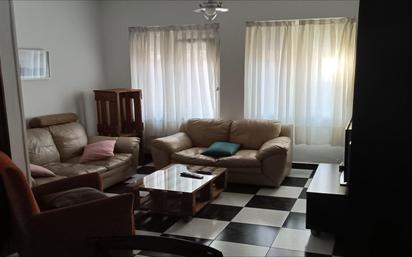 Living room of Flat for sale in Oviedo 