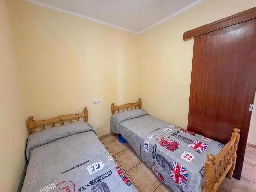 Schlafzimmer von Erdgeschoss zum Verkauf in Cullera mit Heizung, Privatgarten und Terrasse