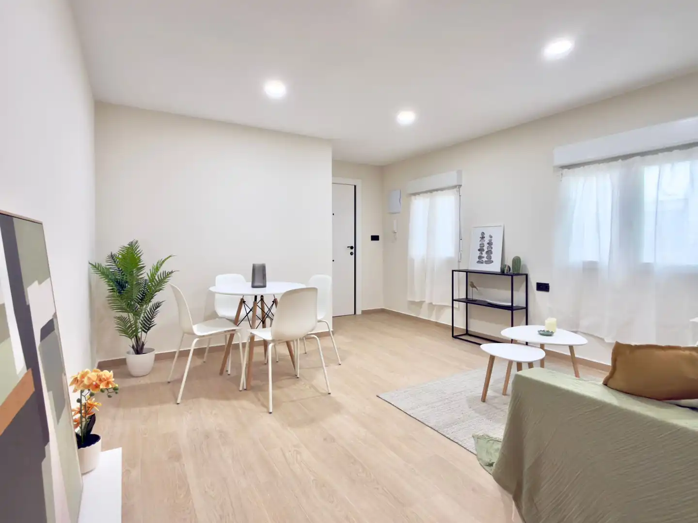 Sala d'estar de Pis en venda en Albacete amb Aire condicionat i Calefacció