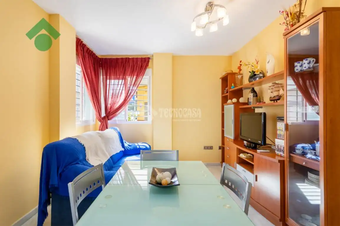 Sala de estar de Piso en venta en Vélez-Málaga con Aire acondicionado y Amueblado