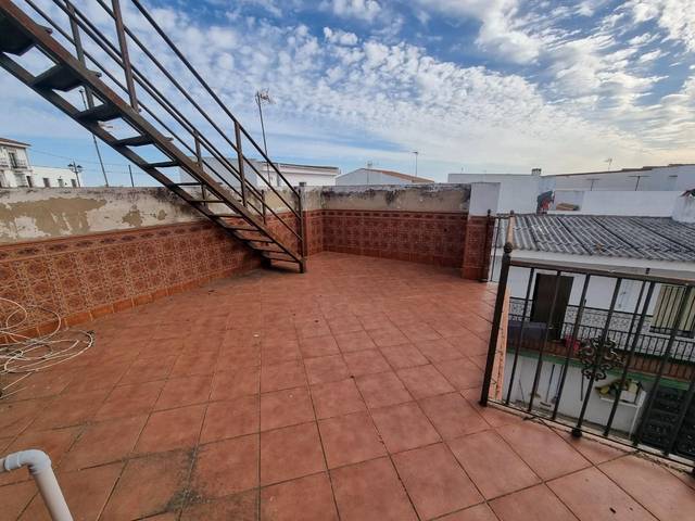 Piso en Venta en Calle Sanlúcar en Puebla de Guzmán
