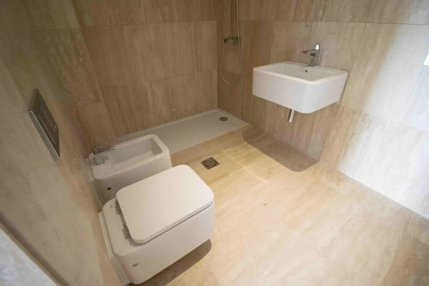 Badezimmer von Wohnung zum Verkauf in Santa Cruz de Tenerife mit Privatgarten und Terrasse