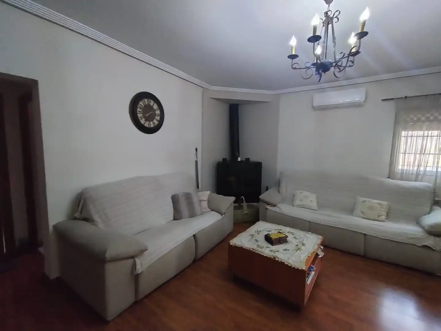Living room of Houses for sale in Elda  with Air Conditioner, Heating and Private garden