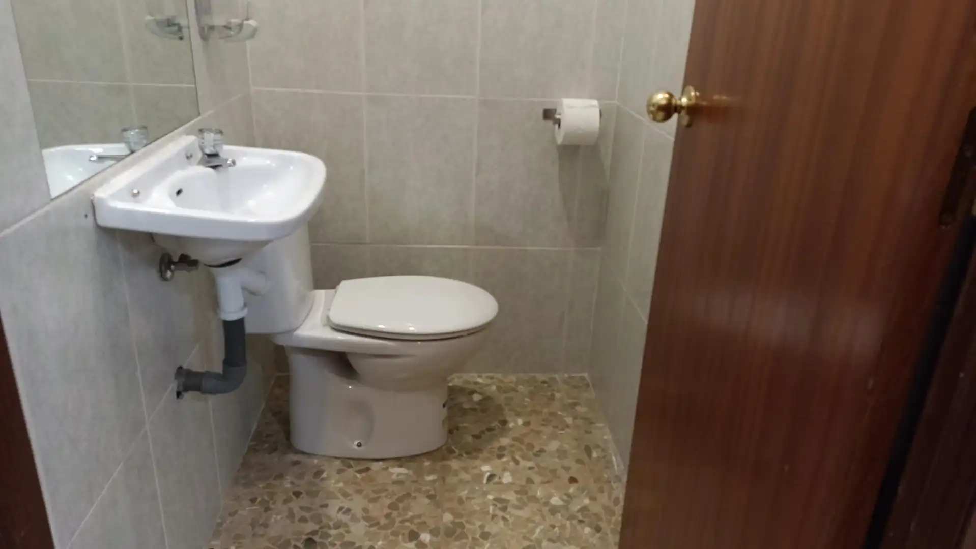 Bany de Local en venda en Córdoba