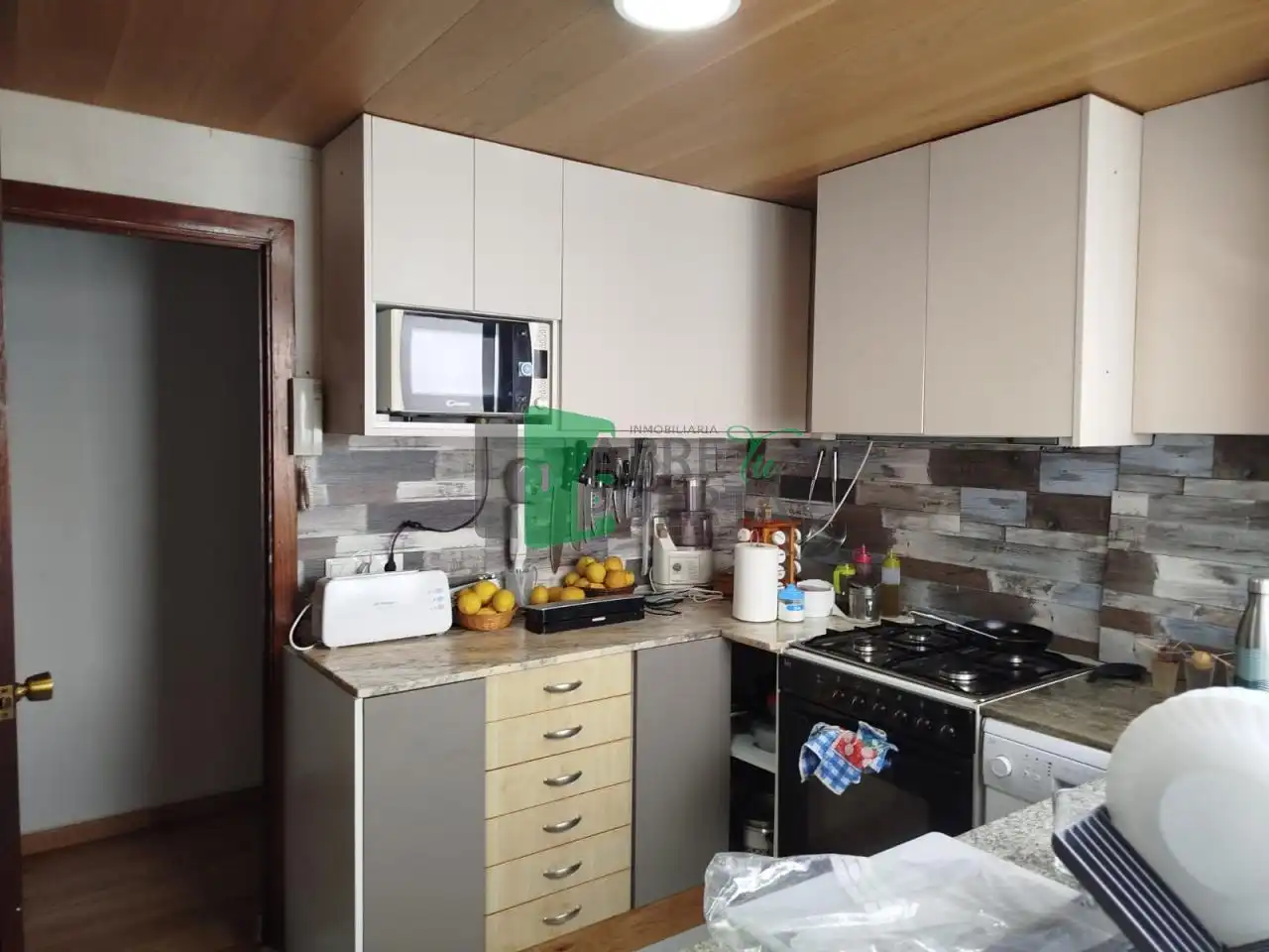 Kitchen of Flat for sale in Ourense Capital   with Furnished and Balcony