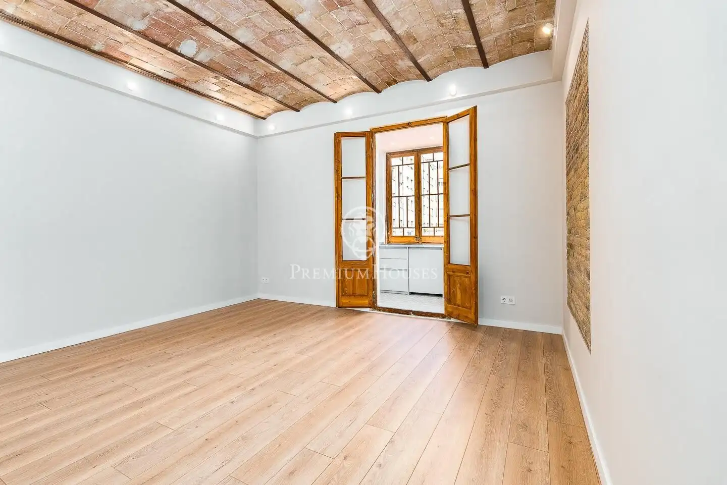 Appartamento con terrazza in vendita a Carrer CONSELL DE CENT, imagen 5
