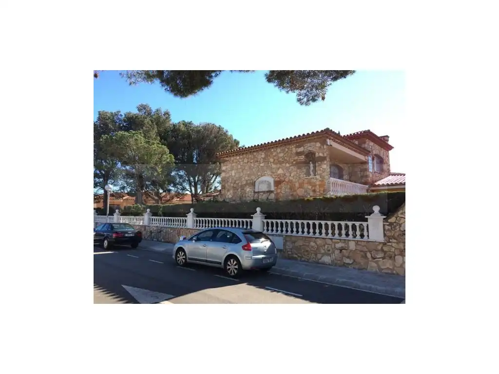 Detached house with pool for sale in Calle Llevant, imagen 6