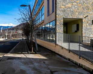 Vista exterior de Pis en venda en Sabiñánigo amb Calefacció, Jardí privat i Terrassa