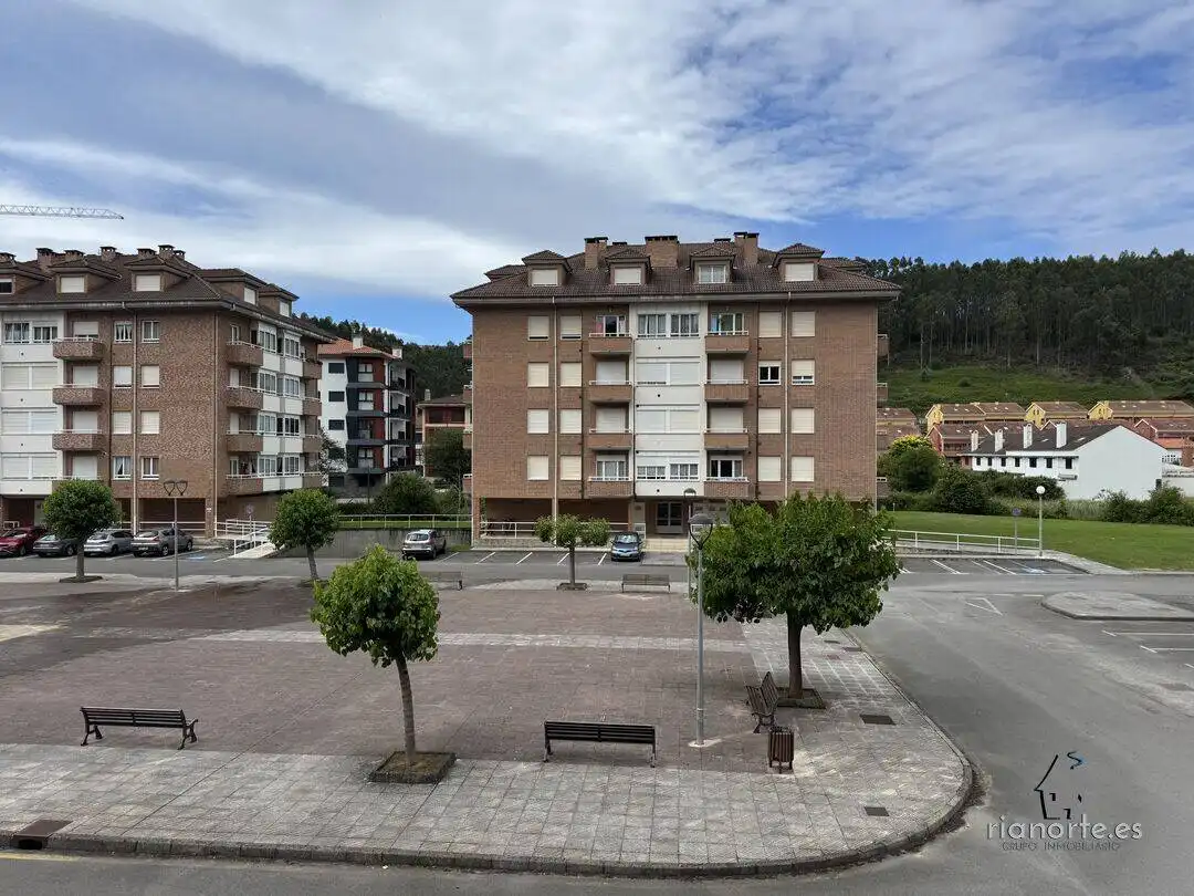 Parkplatz von Wohnung zum Verkauf in Ribadesella mit Heizung und Balkon