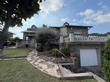 Casa con piscina en venta en Lliçà de Vall