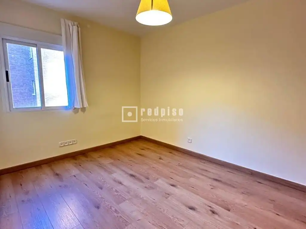 Habitación de Piso de alquiler en Madrid con Aire acondicionado y Calefacción