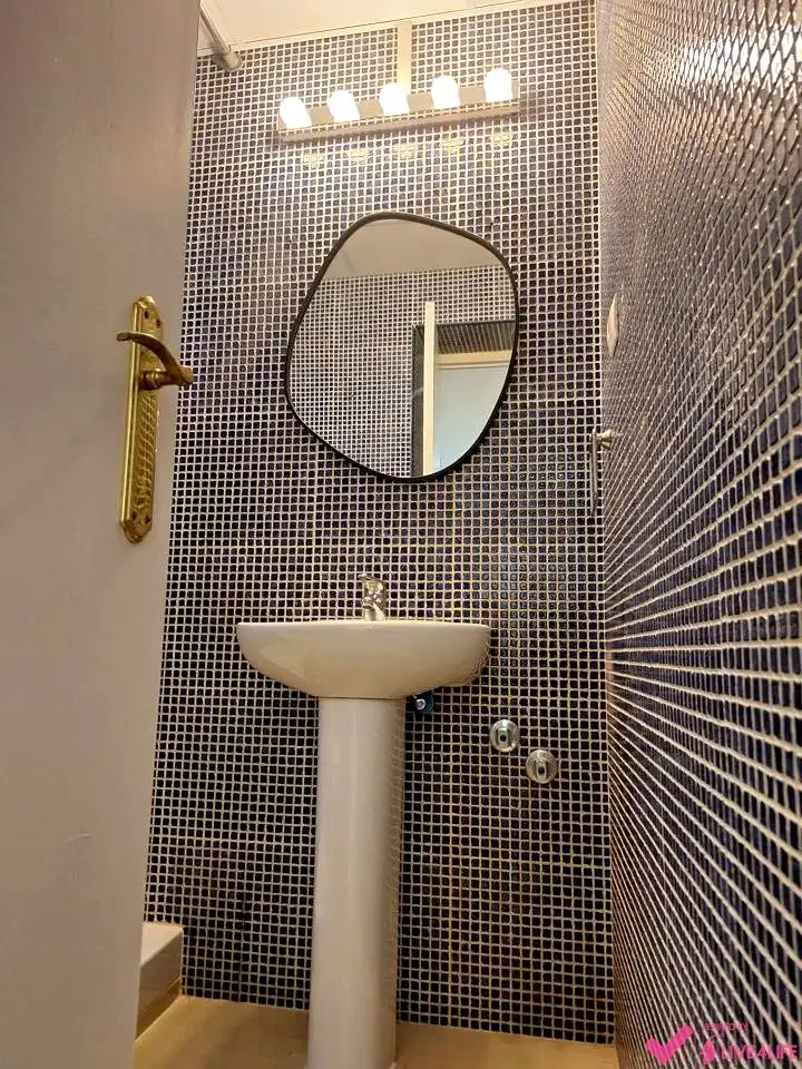 Bany de Estudi de lloguer en Sevilla amb Aire condicionat i Moblat