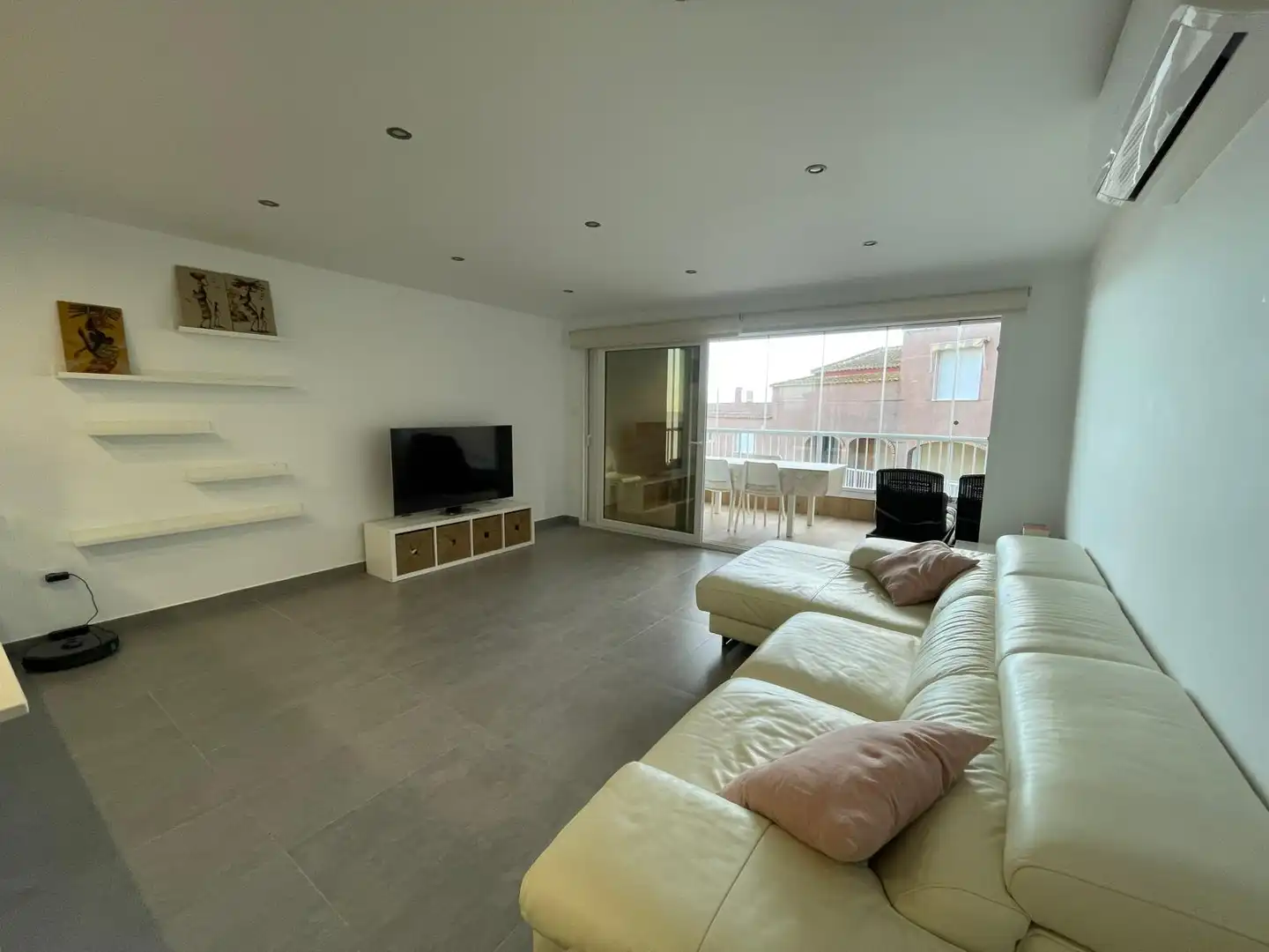 Apartments for rent to own in El Faro