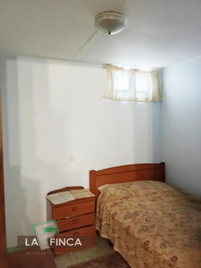Dormitori de Casa o xalet en venda en Villaviciosa amb Calefacció, Terrassa i Traster