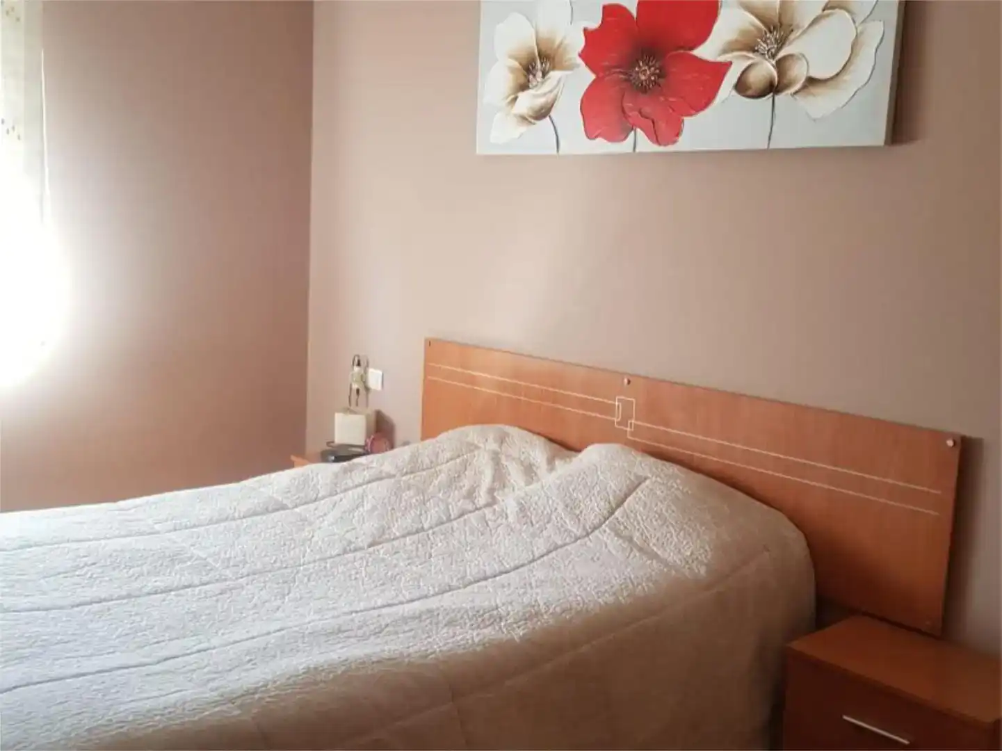 Dormitori de Casa adosada en venda en Cabañas Raras amb Jardí privat, Parquet i Moblat