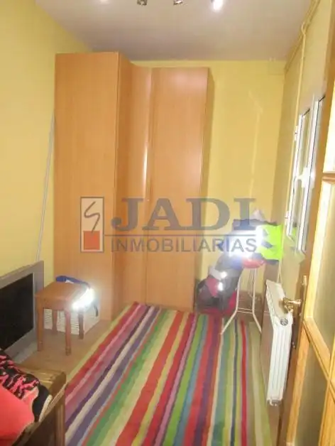 Habitación de Casa o chalet en venta en Valdepeñas con Calefacción, Terraza y Trastero