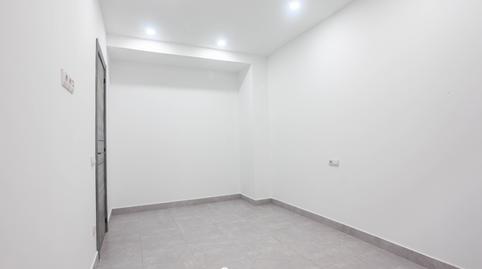 Foto 4 de Planta baixa en venda a Sants-Badal,  Barcelona Capital