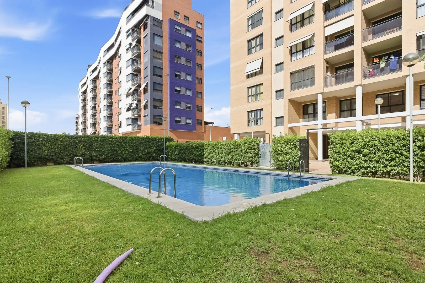 Piscina de Pis en venda en Castellón de la Plana / Castelló de la Plana amb Aire condicionat, Jardí privat i Balcó