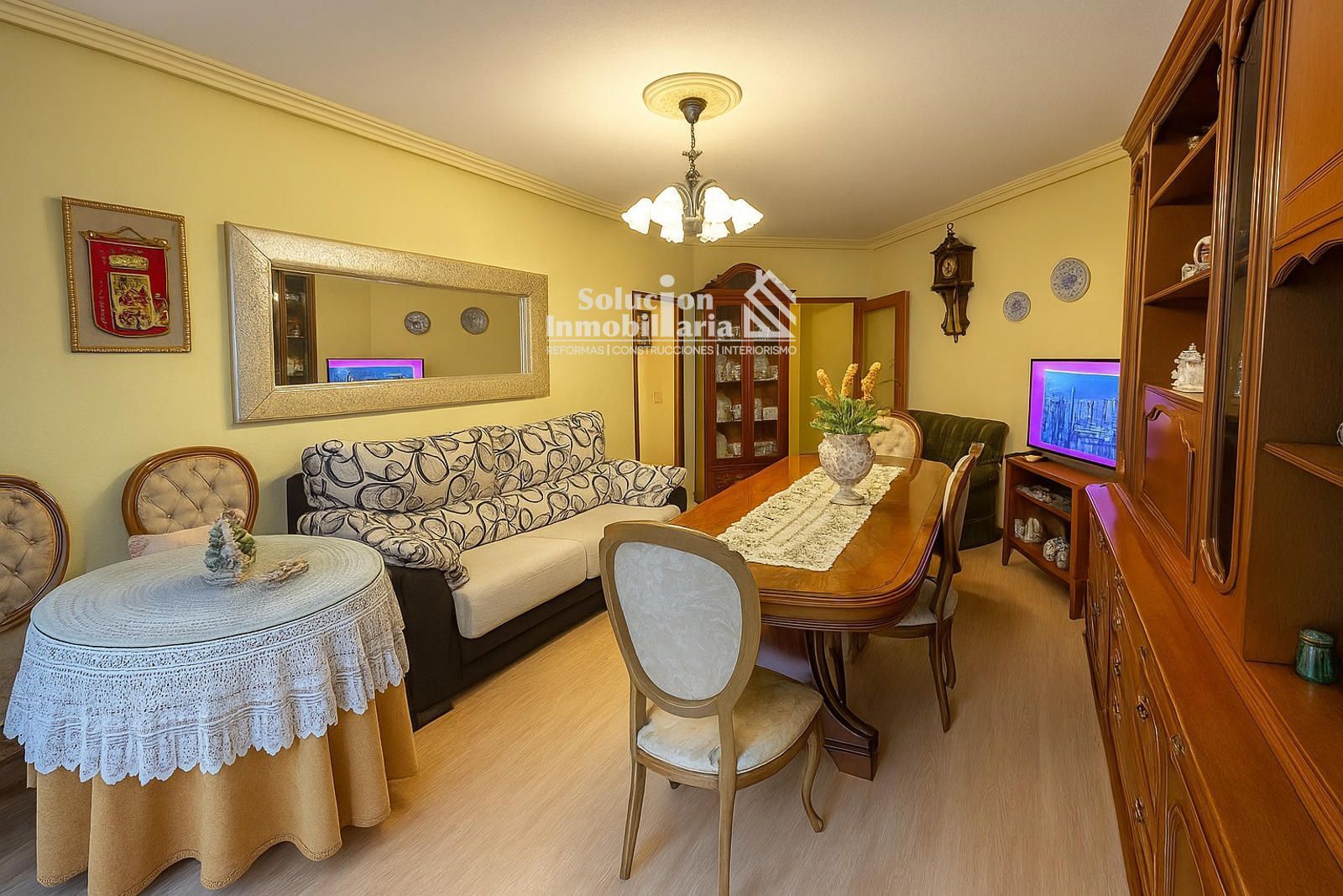 Sala d'estar de Pis en venda en Salamanca Capital amb Terrassa i Moblat