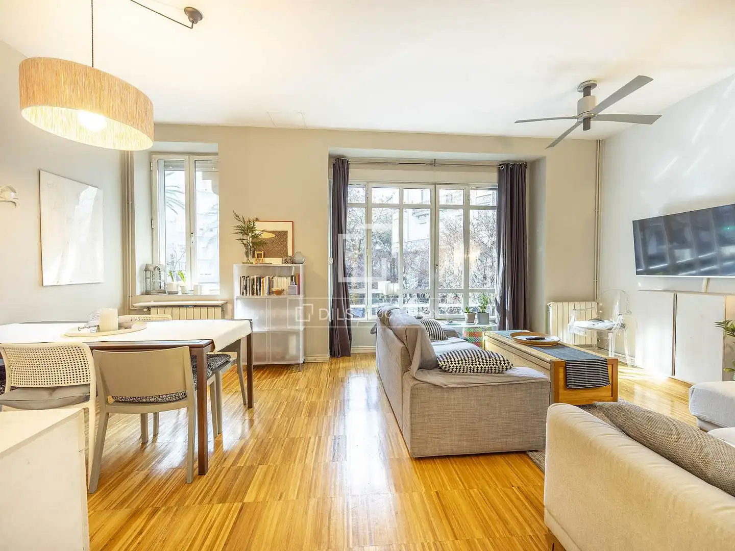 Sala de estar de Piso en venta en Valencia con Aire acondicionado, Calefacción y Parquet