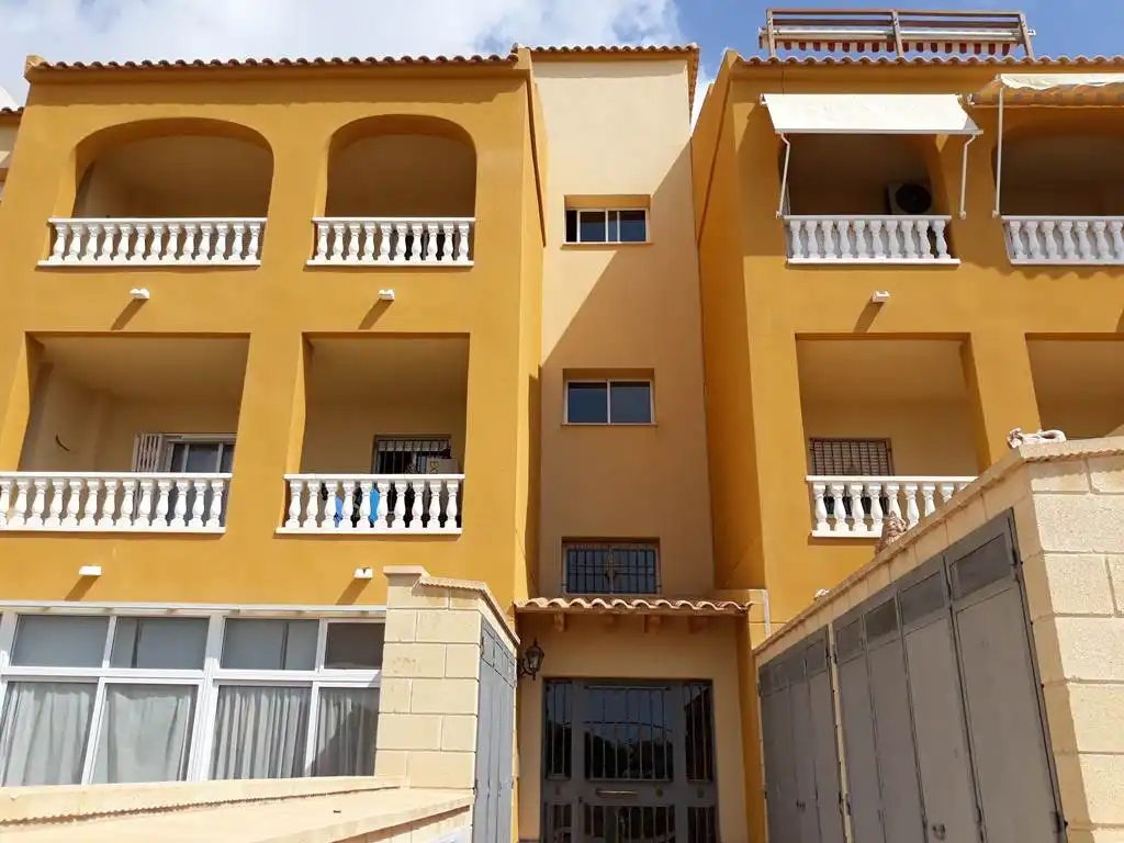 Wohnung mit Pool zum Verkauf in C/ Pimienta, Residencial Rancho Park