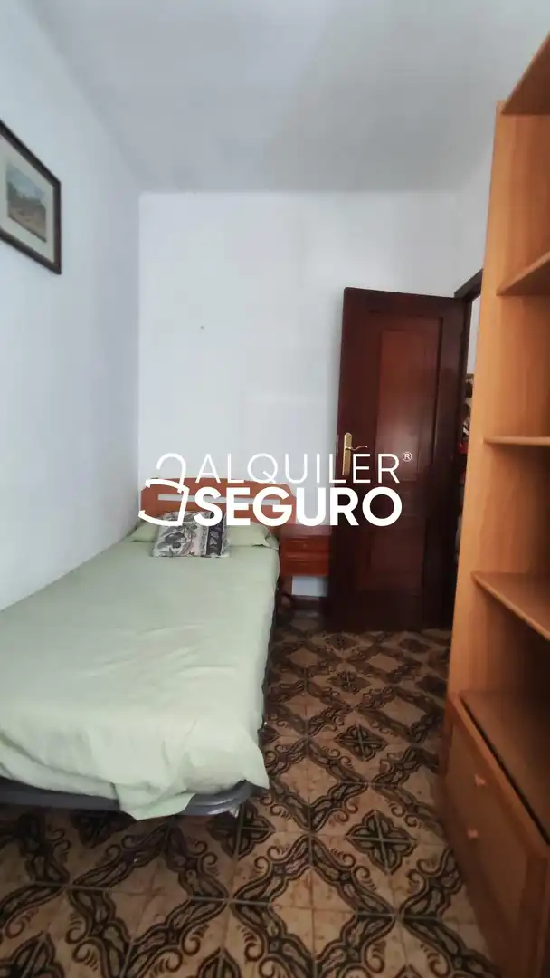 Bedroom of Flat for rent in Madrid  with Air Conditioner, Terrace and Furnished