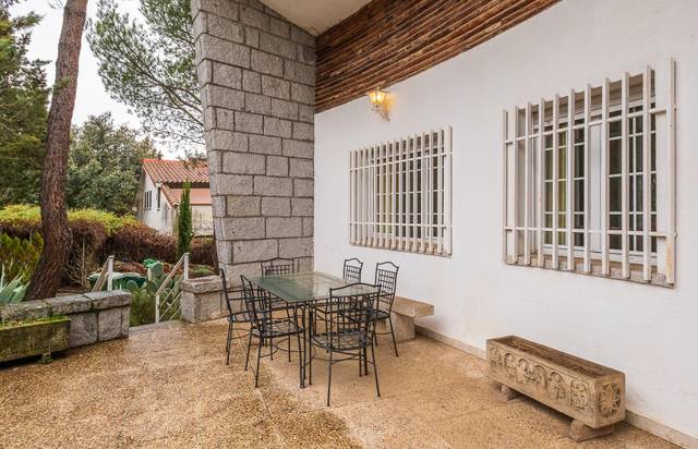 Casa-chalet en Venta en Salud y Alegría - El Lago