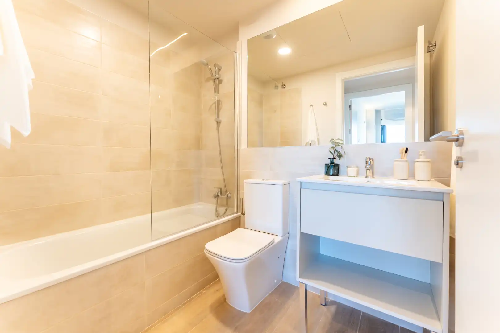 Bathroom of Flat for rent in Sant Joan d'Alacant  with Air Conditioner, Terrace and Storage room