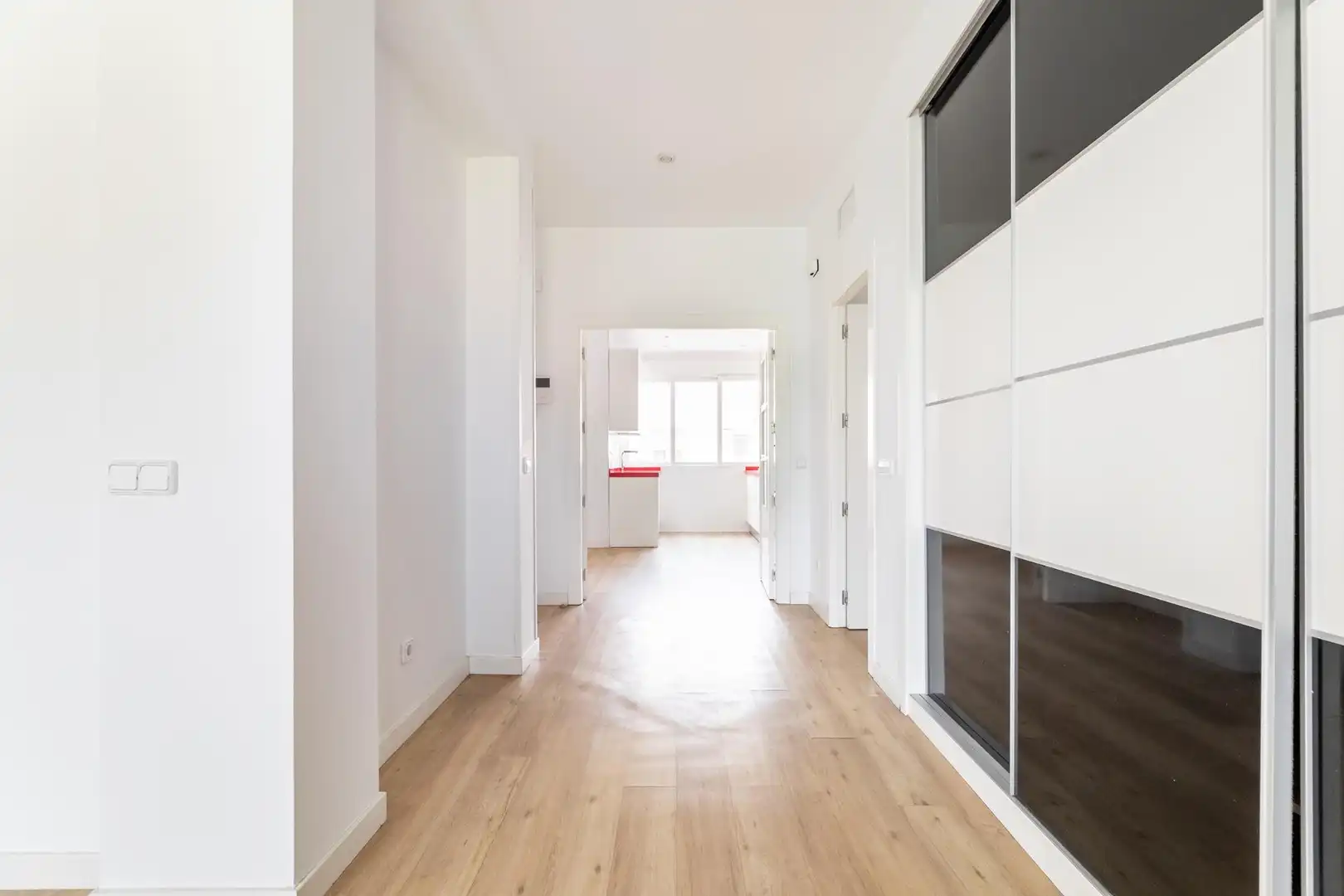 Flat for rent in Madrid  with Air Conditioner and Heating