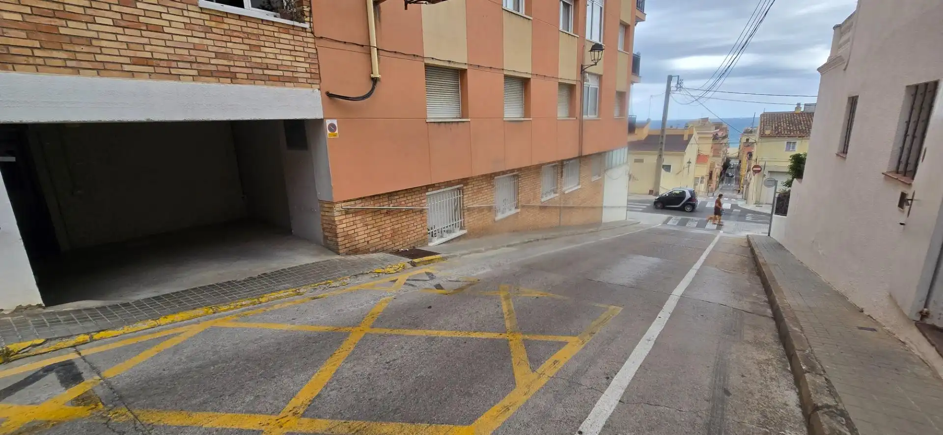 Einzelparkplatz zur Miete in Calle CAPITANS COMELLAS 38, imagen 2