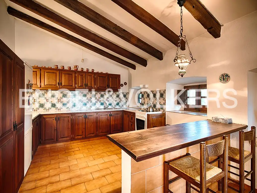 Casa rústica amb terrassa en venda a Cabanelles, imagen 18