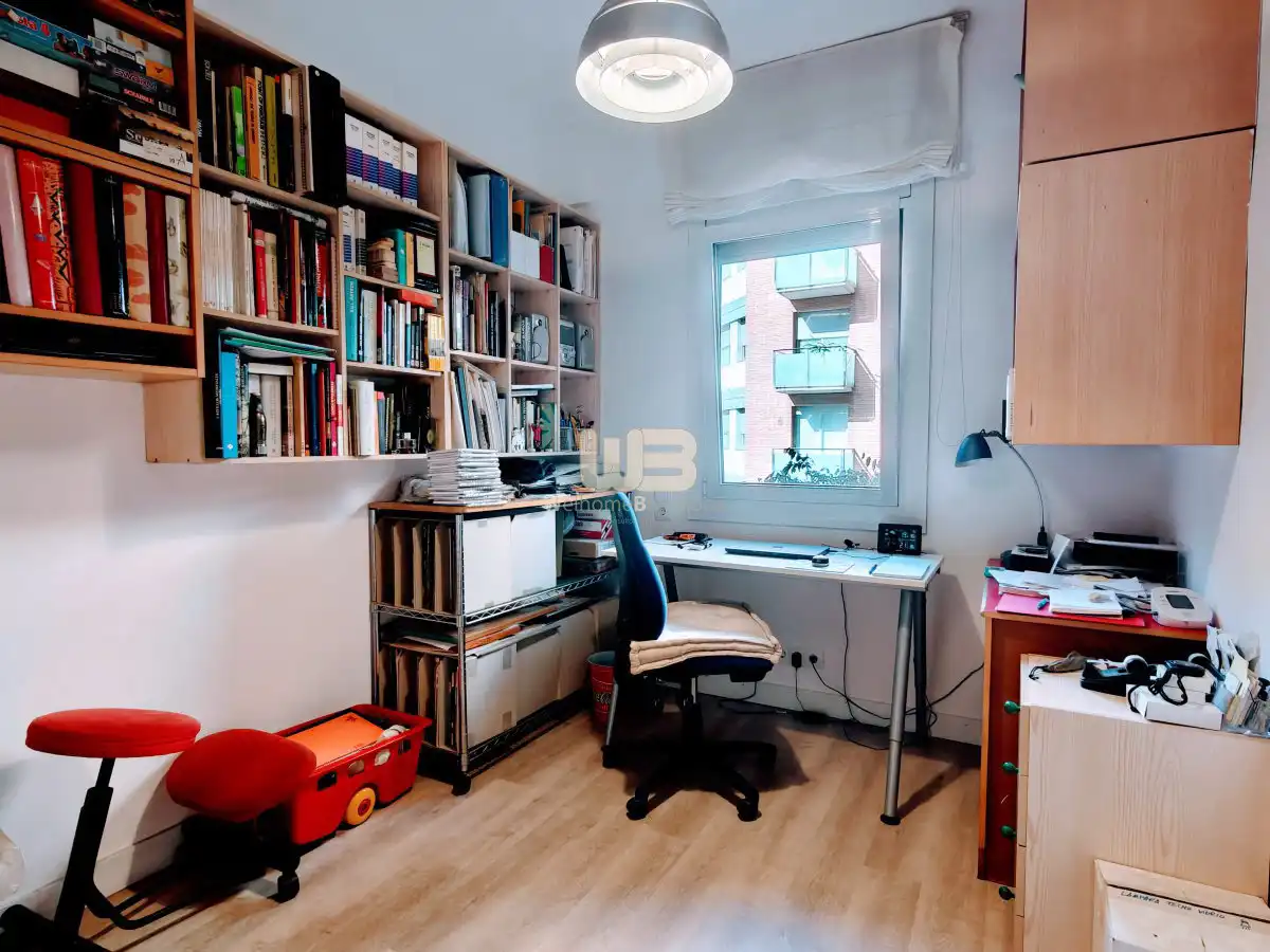 Dúplex en venta en Carrer de Provença, El Camp de l'Arpa del Clot