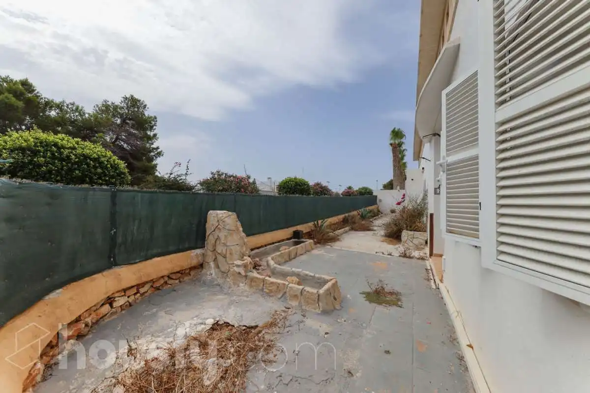 Ground floor for sale in Santanyí  with Private garden, Terrace and Community pool