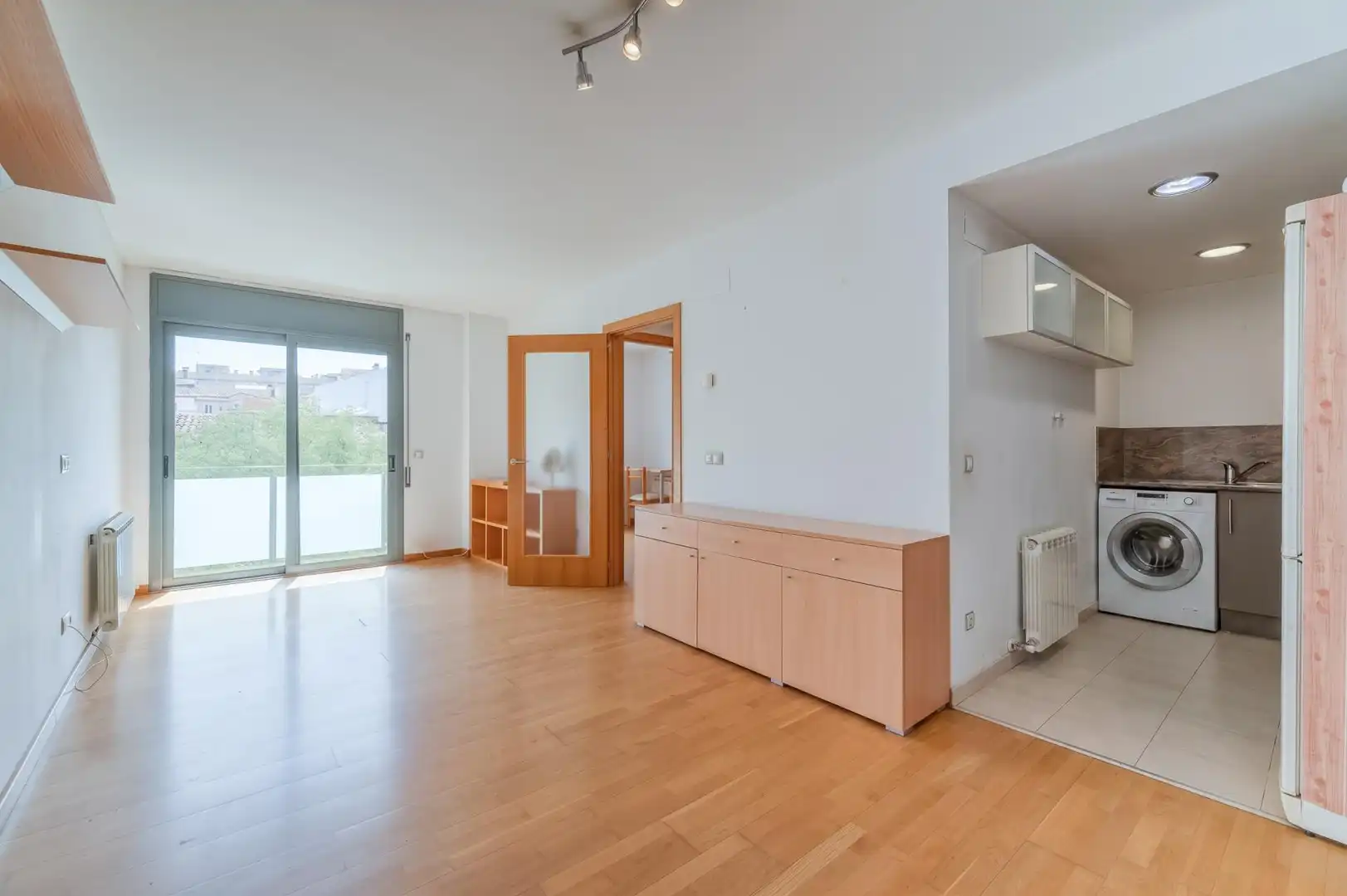 Living room of Flat for sale in Girona  with Heating and Balcony