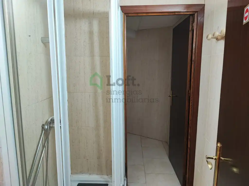 Baño de Local de alquiler en Badajoz
