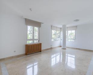 Sala d'estar de Pis de lloguer en  Granada Capital amb Aire condicionat i Calefacció