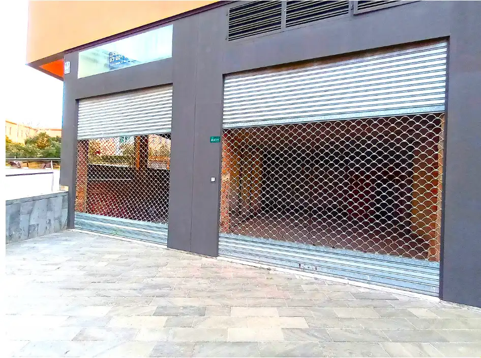 Business premises for sale in Carrer de Pi i Margall, imagen 6
